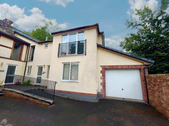 2 Bedroom End Of Terrace House To Rent In Tinmans Court, Redbrook, NP25