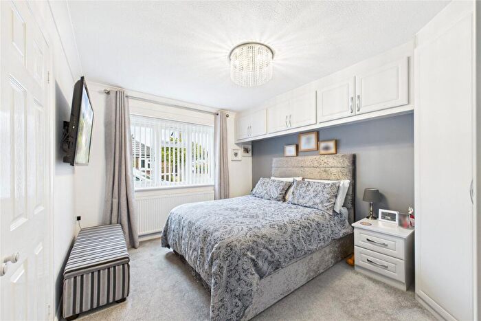 2 Bedroom Bungalow For Sale In Newtown Road, Sandhurst, Berkshire, GU47