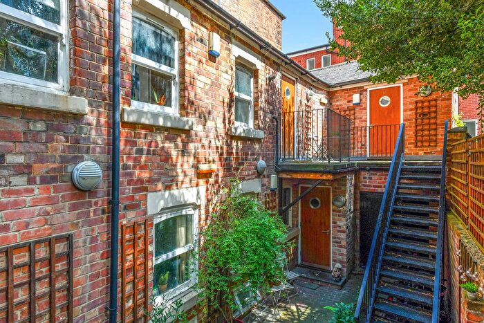 1 Bedroom Flat To Rent In Hockleys Yard, Nottingham, NG1