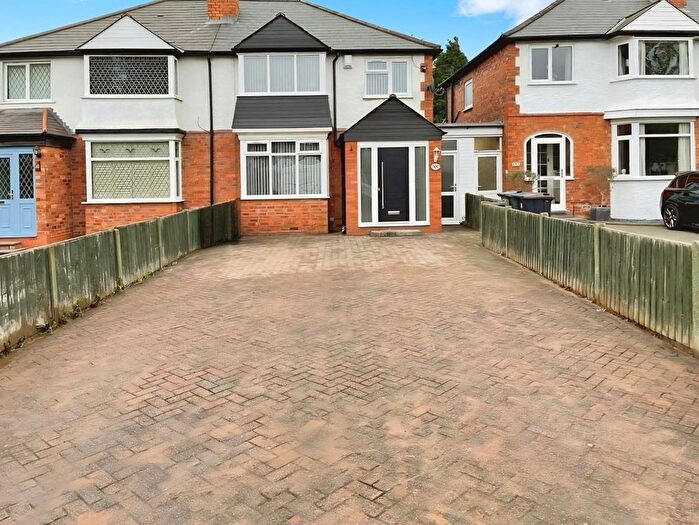 3 Bedroom Semi Detached House For Sale In Chester Road, Sutton Coldfield, B73
