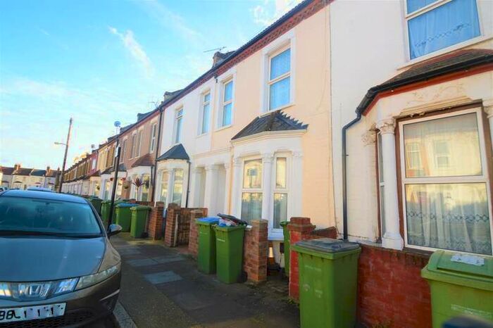 3 Bedroom Terraced House To Rent In Reidhaven Road, London, SE18