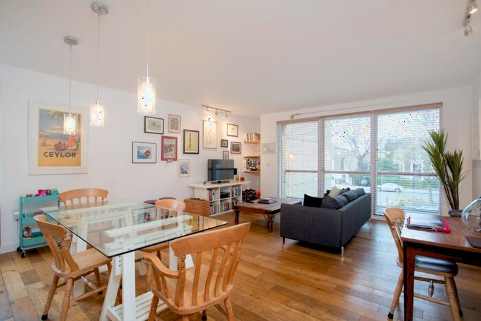 2 Bedroom Flat To Rent In Palazzo Apartments, Ardleigh Road, De Beauvoir, N1