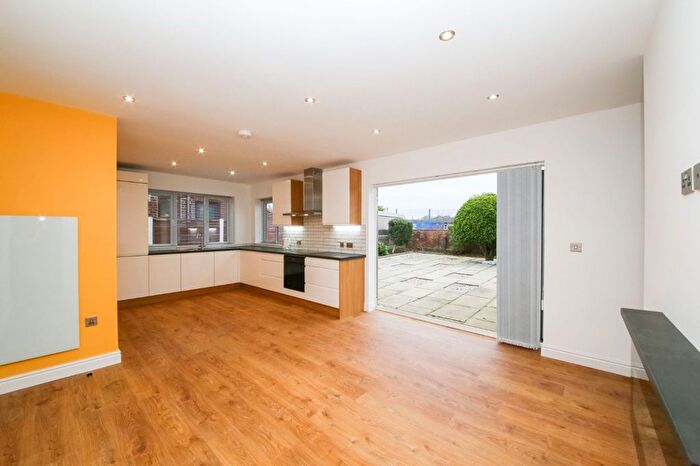 2 Bedroom Bungalow To Rent In Vicarage Road, Abram, WN2