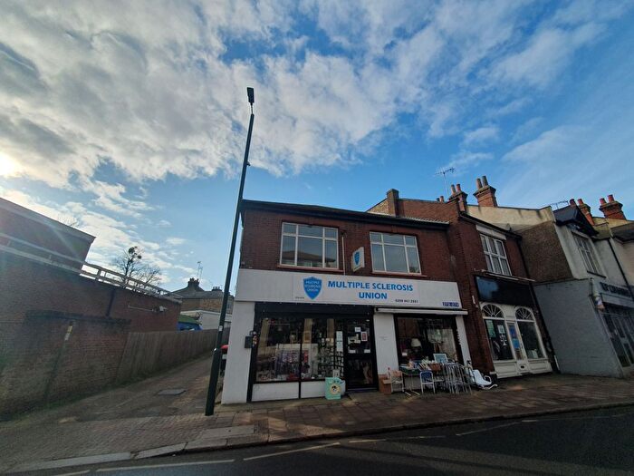 3 Bedroom Flat To Rent In East Barnet Road, Barnet, EN4