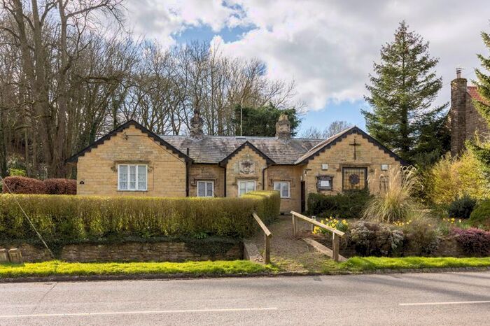 4 Bedroom Detached House For Sale In Main Street, Gilling East, York, YO62