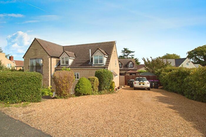 6 Bedroom Detached House For Sale In Eastgate, Deeping St James, Market Deeping, Cambridgeshire, PE6