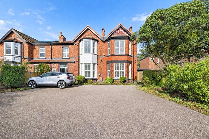 4 Bedroom Semi-Detached House For Sale In Piercefield Road, Formby, L37