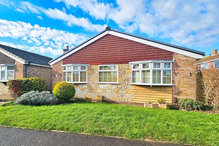 3 Bedroom Detached Bungalow For Sale In The Curve, Peel Common, Gosport, PO13