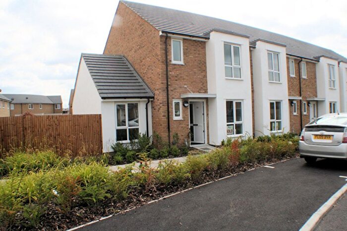 3 Bedroom Terraced House To Rent In Evergreen Drive, West Drayton, London, UB7