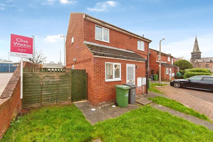 2 Bedroom Flat For Sale In St. Peters Mews, Birkenhead, Merseyside, CH42