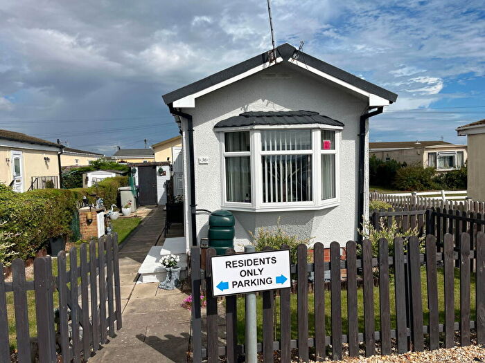 2 Bedroom Park Home For Sale In Whitehaven Park, Ingoldmells, Skegness, PE25