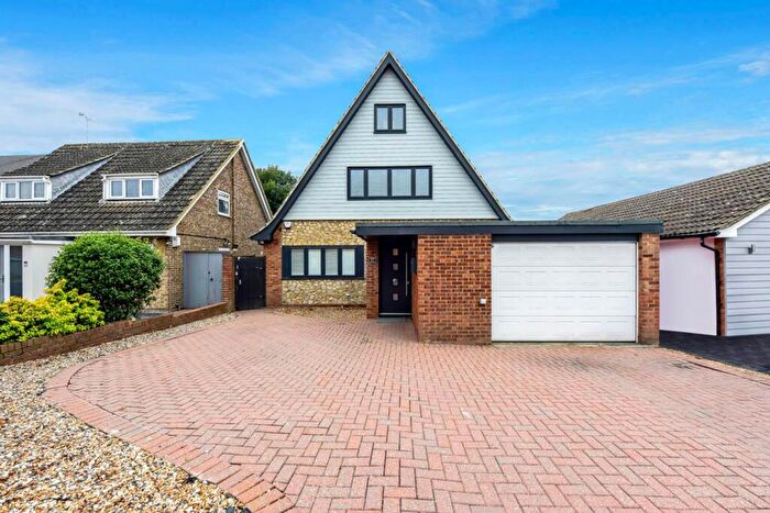 5 Bedroom Detached House For Sale In View Road, Cliffe Woods, Kent., ME3