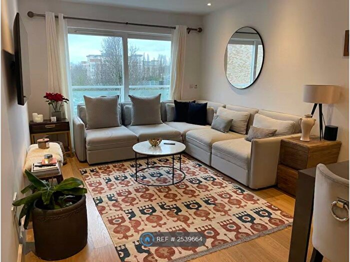 1 Bedroom Flat To Rent In Saffron House, Richmond, TW9