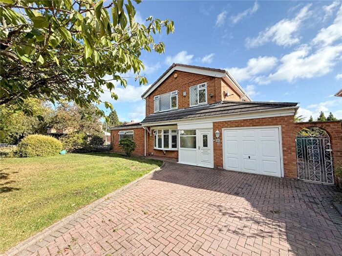 4 Bedroom Detached House For Sale In Plymyard Avenue, Bromborough, Wirral, CH62