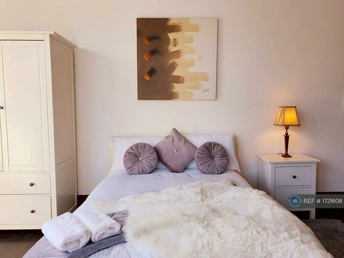 Studio To Rent In Paisley Road West, Glasgow, G51