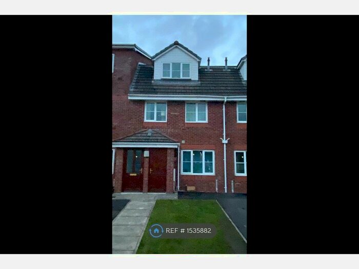 3 Bedroom Semi-Detached House To Rent In Stirrup Field, Golborne, Warrington, WA3