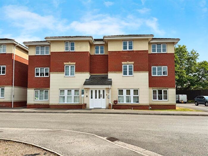2 Bedroom Apartment For Sale In Woodhouse Close, Rhodesia, Worksop, S80