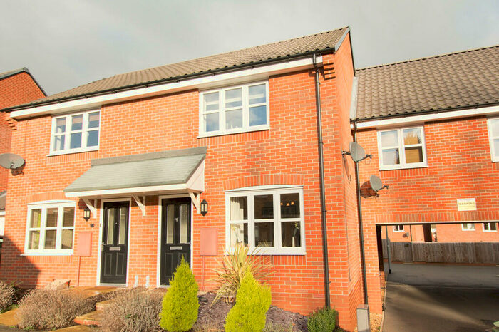 2 Bedroom Terraced House To Rent In Wardens Lane, Irthlingborough, NN9