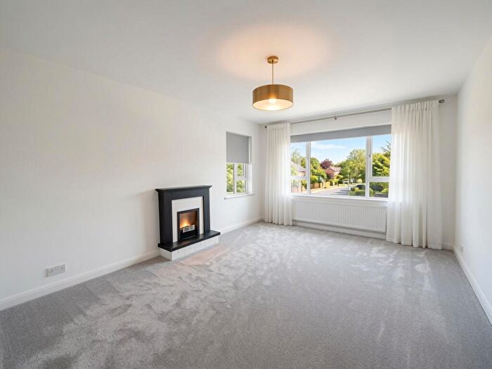 2 Bedroom Flat To Rent In Rivington Court, Longstone Avenue, London, NW10
