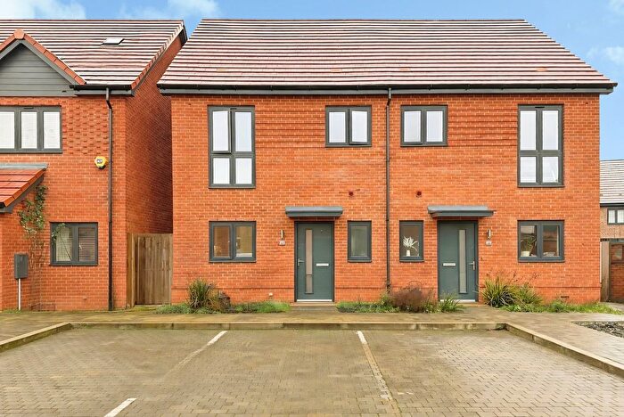 2 Bedroom Semi-Detached House For Sale In Paddock Way, Crowthorne, Berkshire, RG45