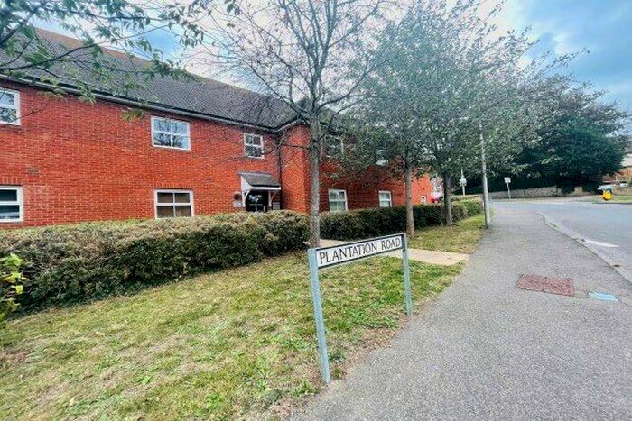 1 Bedroom Flat To Rent In Plantation Road, Gillingham, ME7