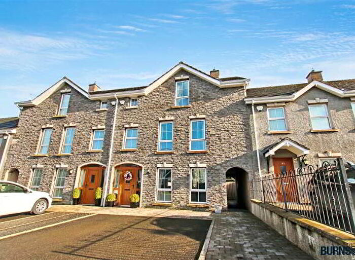 5 Bedroom TownHouse For Sale In Mulinderg, Magherafelt, BT45