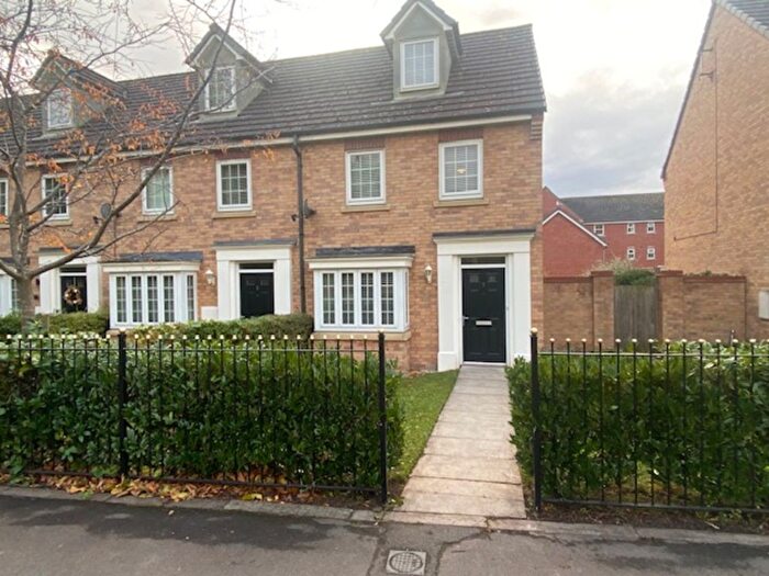 3 Bedroom Town House For Sale In Dorrington Walk, Liverpool, Merseyside, L5