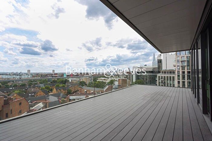 3 Bedroom Flat To Rent In Merino Gardens, Wapping, E1W
