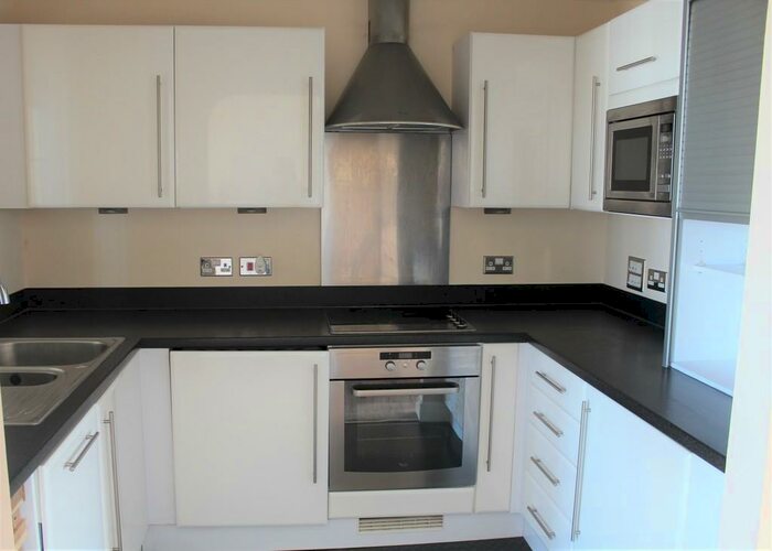 1 Bedroom Apartment To Rent In Oceana Boulevard, SO14