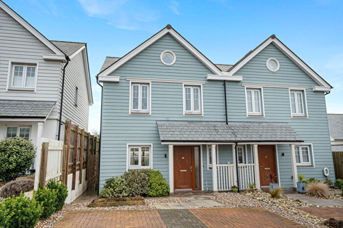 2 Bedroom Semi-Detached House For Sale In Padstow, PL28
