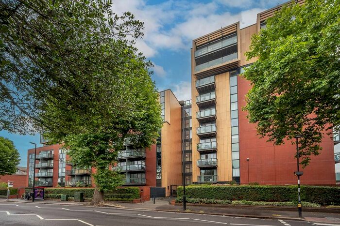 1 Bedroom Flat To Rent In Westgate House, Isleworth, TW7