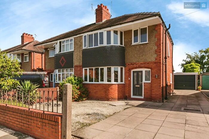 3 Bedroom Semi-Detached House For Sale In Albion Street, Crewe, Cheshire, CW2