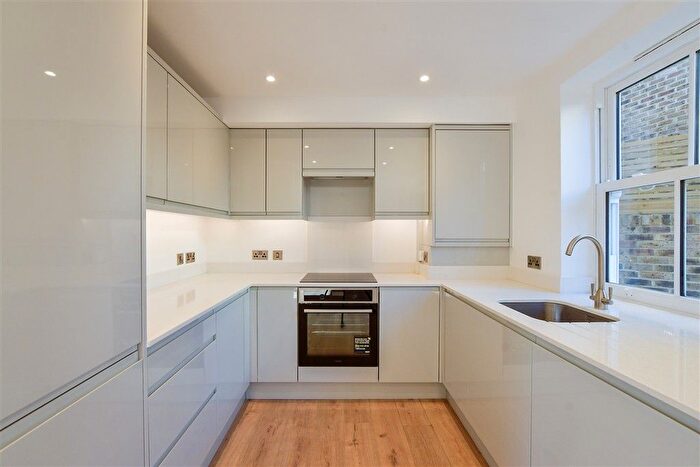 3 Bedroom End Of Terrace House For Sale In Fort Road, Margate, Kent, CT9