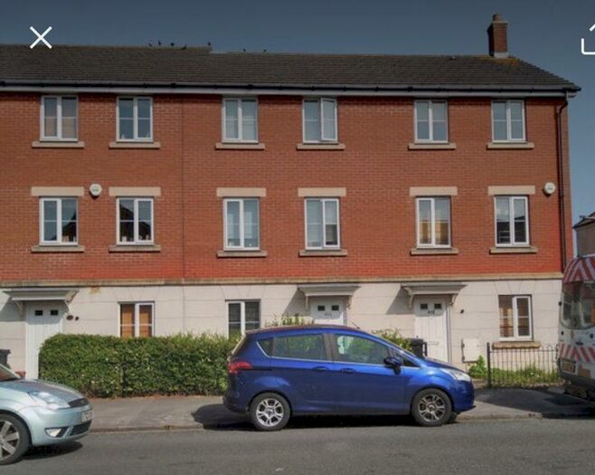 4 Bedroom Detached House To Rent In Filton Avenue, Bristol, BS7