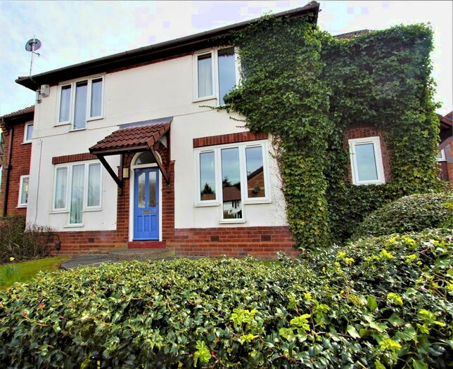 1 Bedroom Flat To Rent In Cornus Gardens, Leeds, LS10