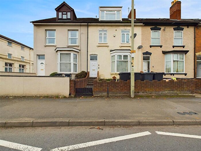2 Bedroom Apartment For Sale In Park End Road, Gloucester, Gloucestershire, GL1