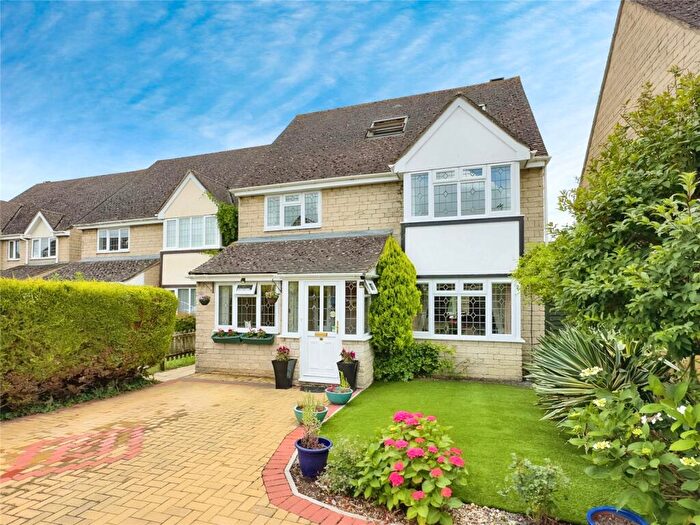 5 Bedroom Detached House For Sale In Valence Crescent, Witney, Oxfordshire, OX28