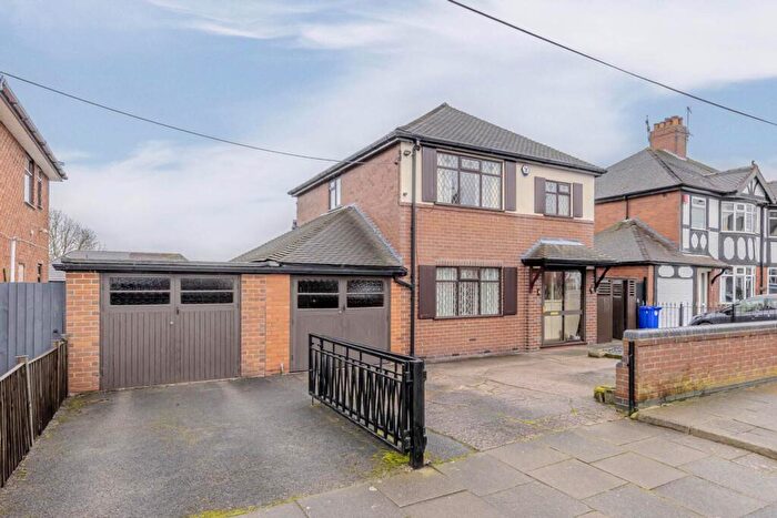 4 Bedroom Detached House For Sale In Chell Green Avenue, Stoke-On-Trent, ST6
