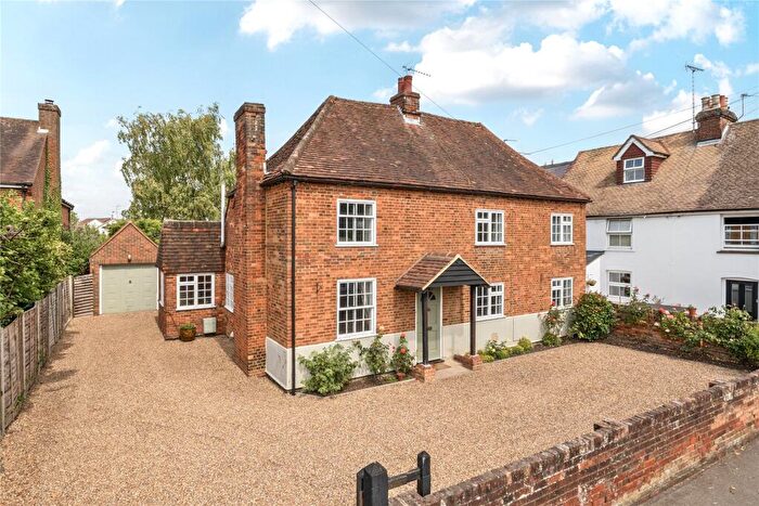 3 Bedroom Detached House For Sale In High Street, Ripley, Surrey, GU23