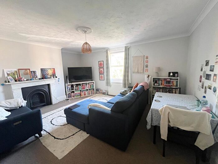1 Bedroom Flat To Rent In Second Avenue, Hove, BN3