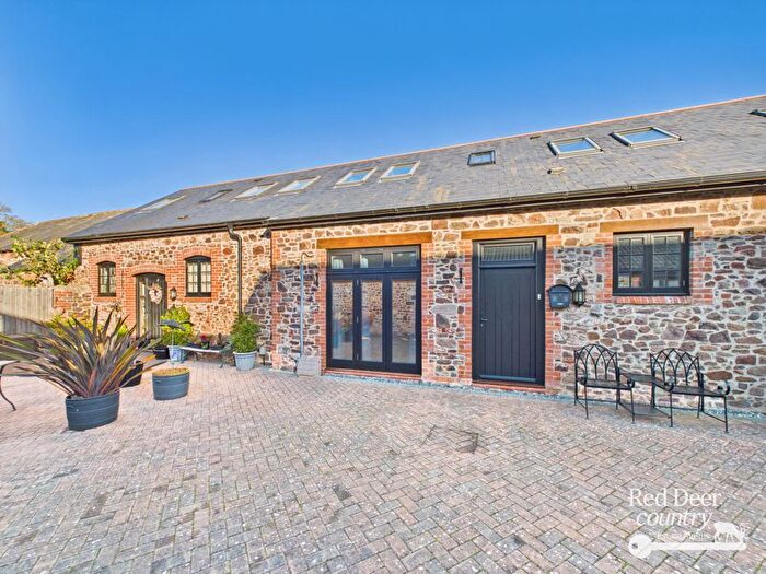 2 Bedroom Barn Conversion For Sale In Townsend Barns, Carhampton, TA24