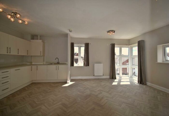 1 Bedroom Flat To Rent In Englefield Way, Basingstoke, RG24