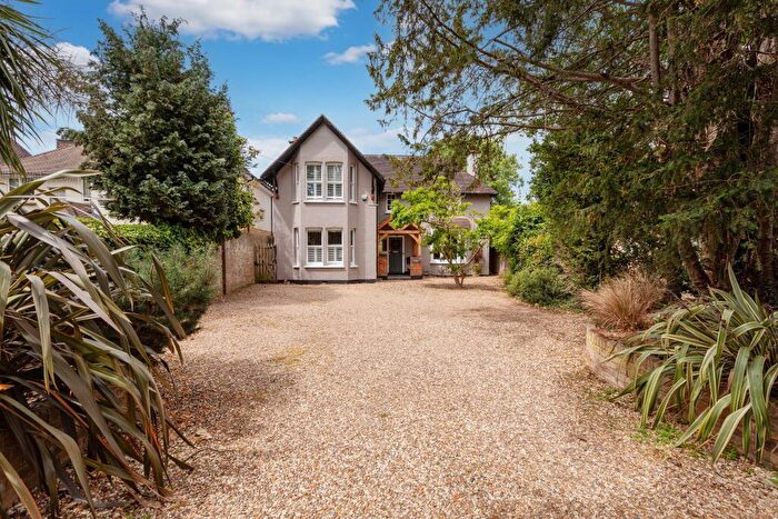 4 Bedroom Detached House For Sale In Altwood Bailey, Maidenhead, SL6