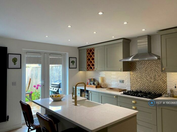 3 Bedroom Terraced House To Rent In Robinson Road, Boars Hill, Oxford, OX1