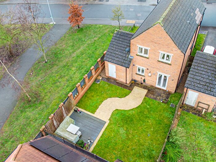 3 Bedroom Detached House For Sale In Ash Way, Selby, North Yorkshire, YO8