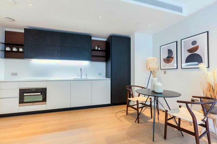 2 Bedroom Flat To Rent In Long Street, Hackney, E2