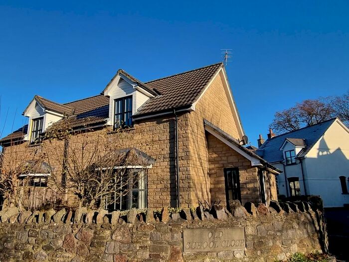 2 Bedroom Semi-Detached House To Rent In Old School Close, Winscombe, BS25