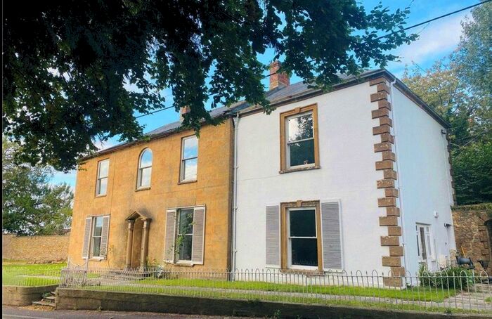 7 Bedroom Property To Rent In Station Road, Ilminster, TA19