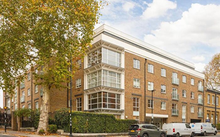 2 Bedroom Flat For Sale In Hardwick Street, Clerkenwell, EC1R