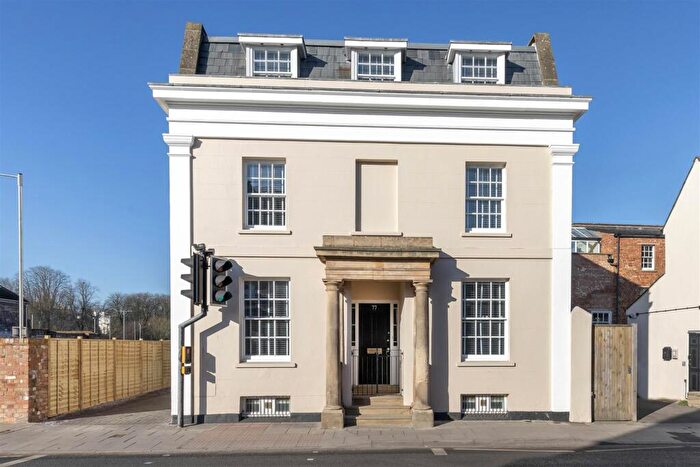 6 Bedroom Detached House For Sale In St. Georges Place, Cheltenham, GL50